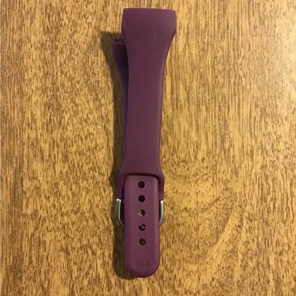 Fitbit band bundle and charger - 6 piece set
